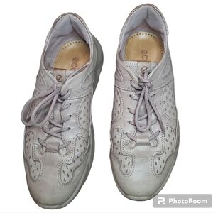 Ecco Chunky Leather Vegetable Tanned Sneakers Womens. 39
